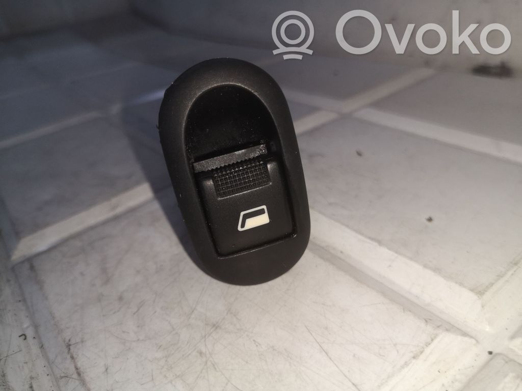 Citroen C3 Electric window control switch 