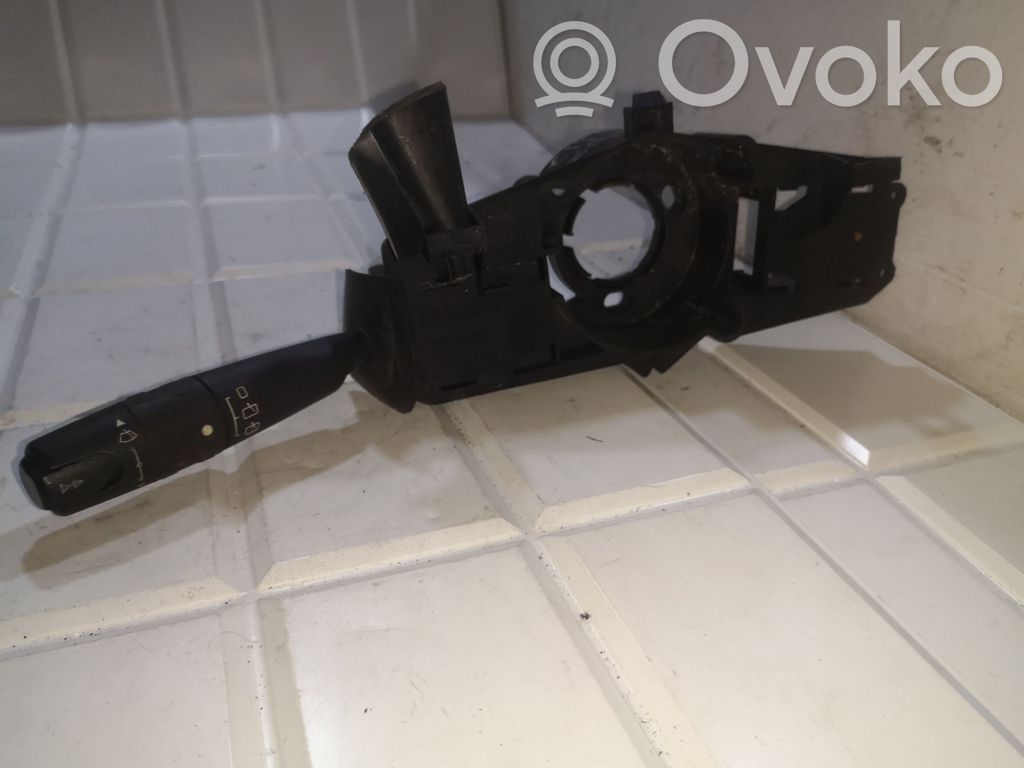 Citroen Xsara Picasso Wiper control stalk 