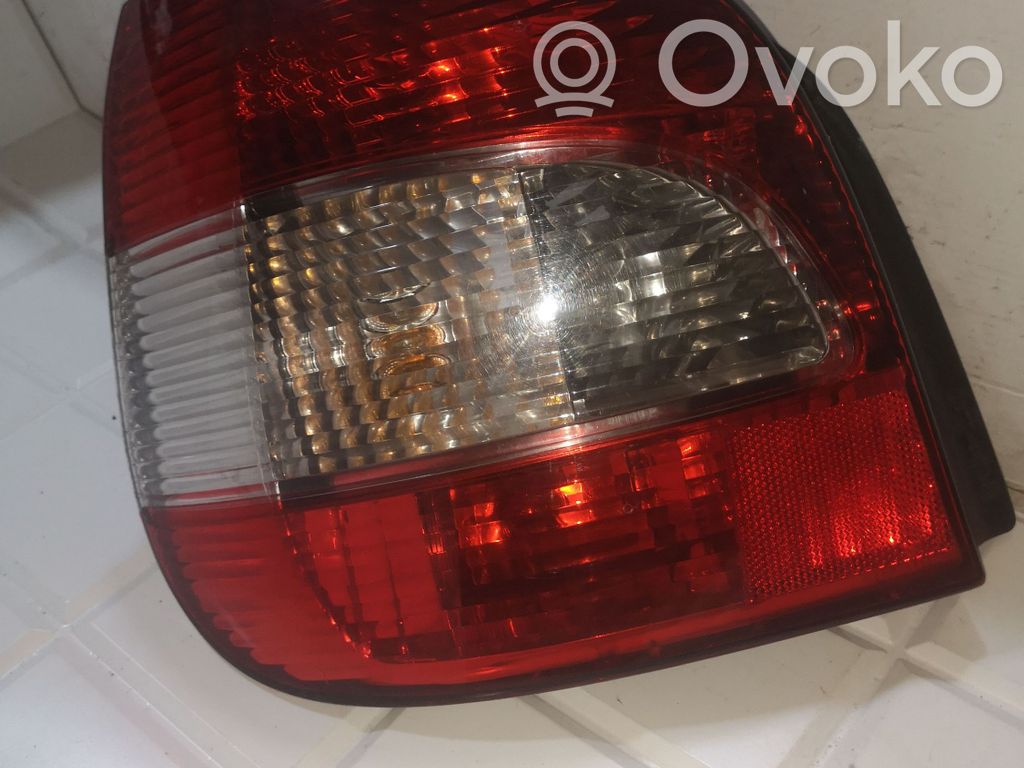 Renault Scenic I Aizmugurējais lukturis virsbūvē 
