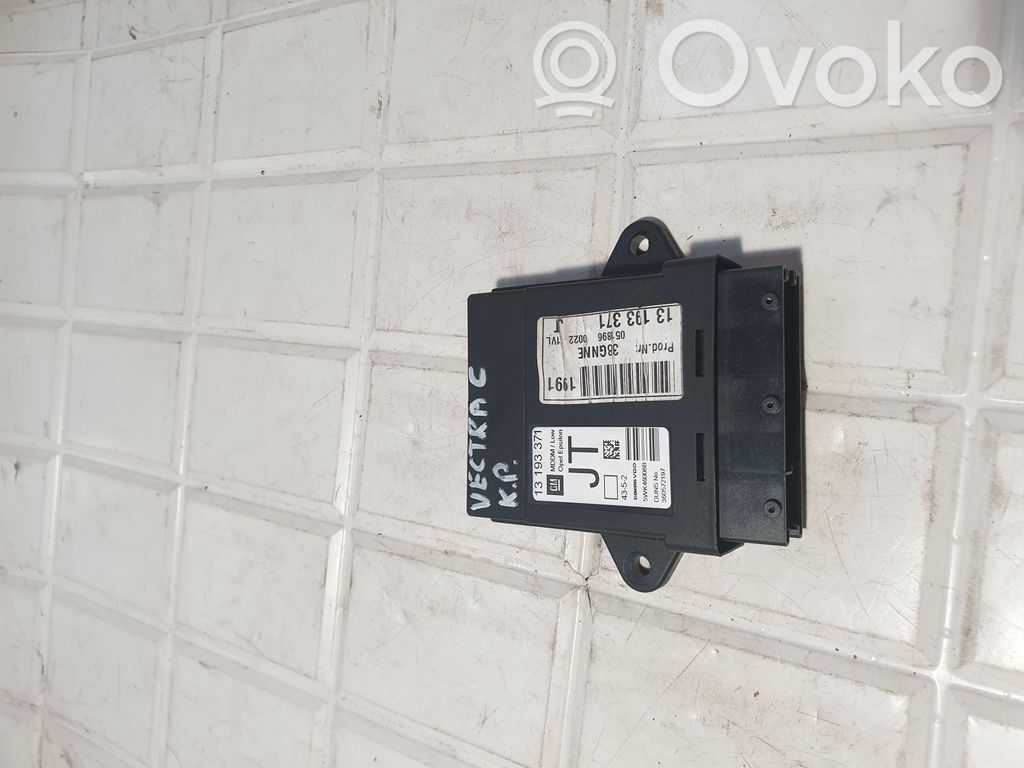 Opel Vectra C Door control unit/module 