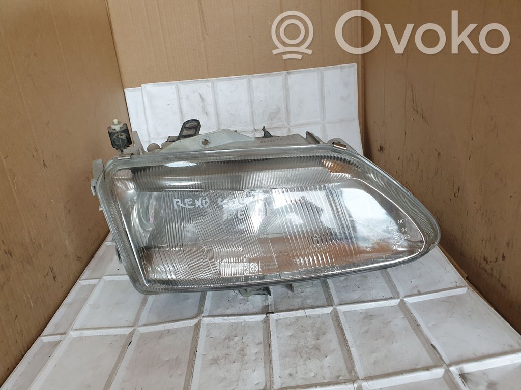 Renault Laguna I Faro/fanale 