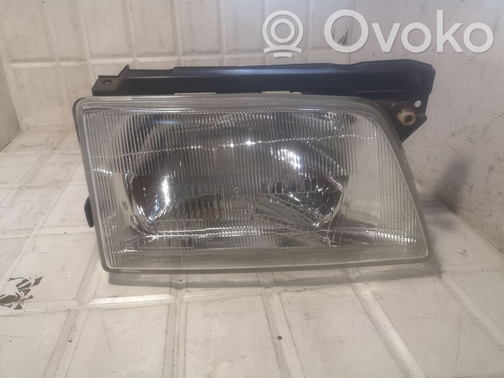 Opel Kadett E Priekinis žibintas 