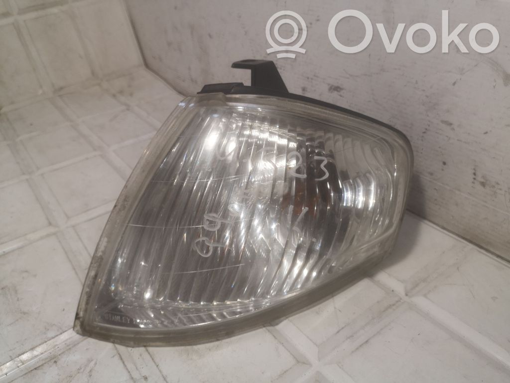 Mazda 323 F Front indicator light 