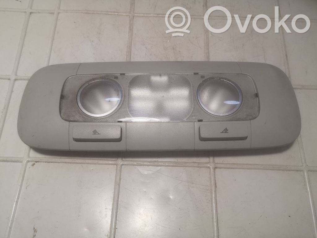 Volkswagen Golf Plus Luz del asiento trasero 