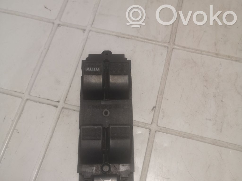 Mazda 2 Electric window control switch 