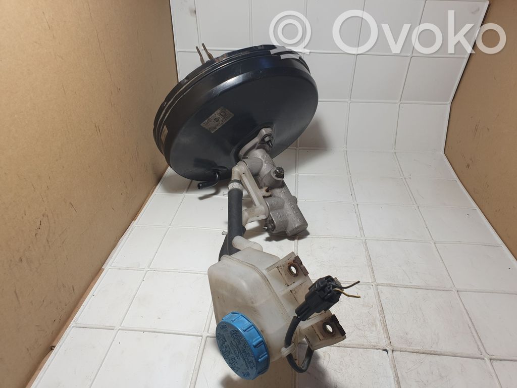 Nissan Almera Tino Brake booster 