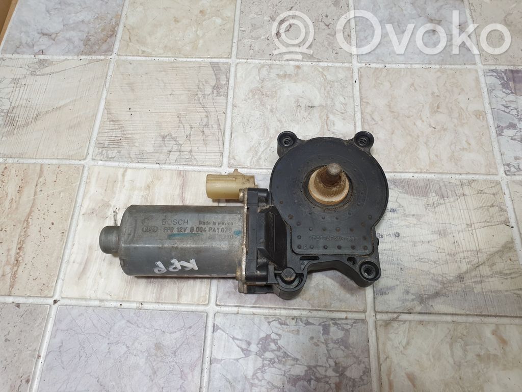 Chrysler Pacifica Motor del regulador de la ventanilla de la puerta delantera 