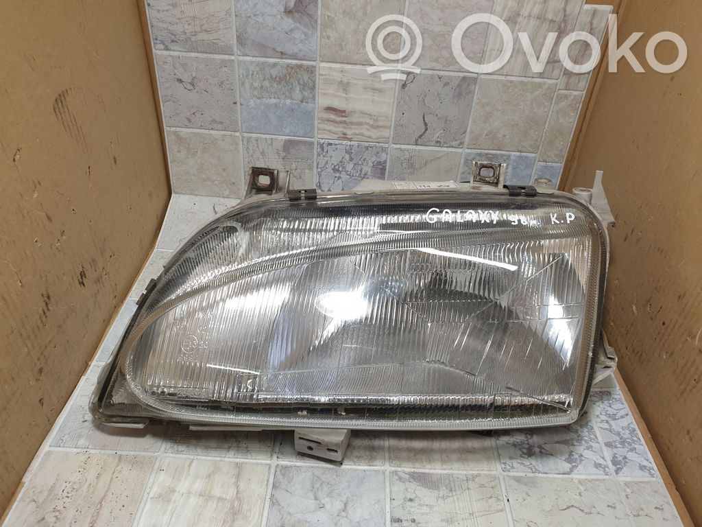 Scheinwerfer   205320B