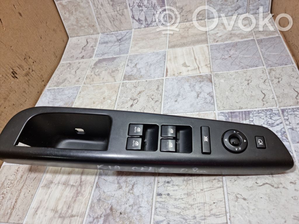 KIA Ceed Electric window control switch 
