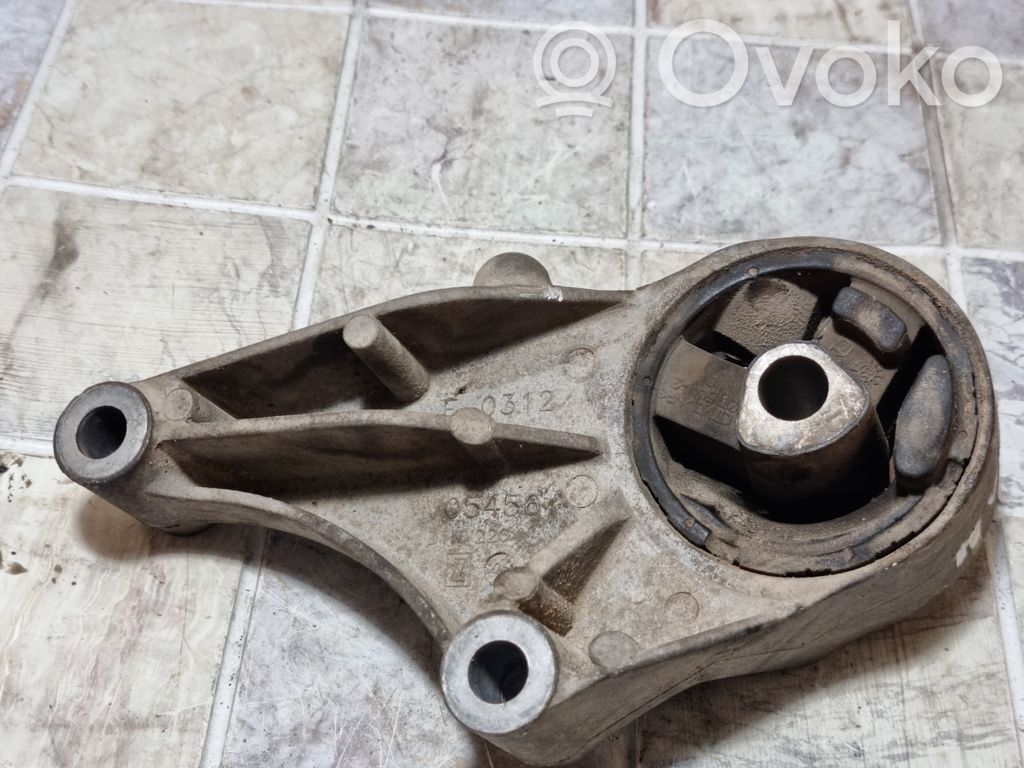 Opel Astra H Engine mount bracket 