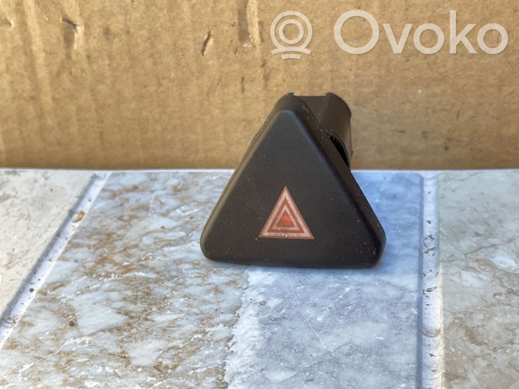 Ford Fiesta Hazard light switch 