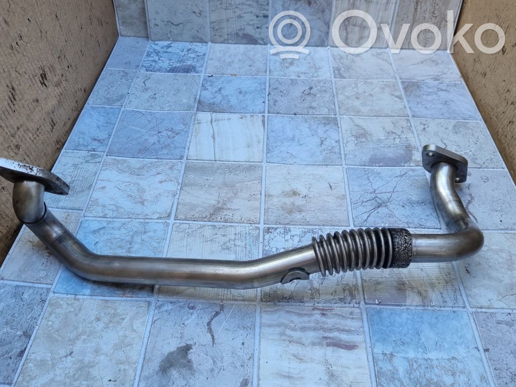 Volkswagen PASSAT B6 Caurulīte (-es) / šļūtene (-es) 