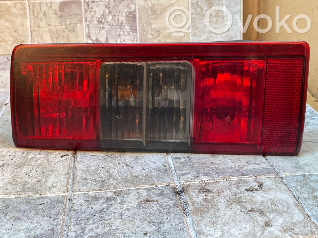 Opel Combo C Luz trasera/de freno 