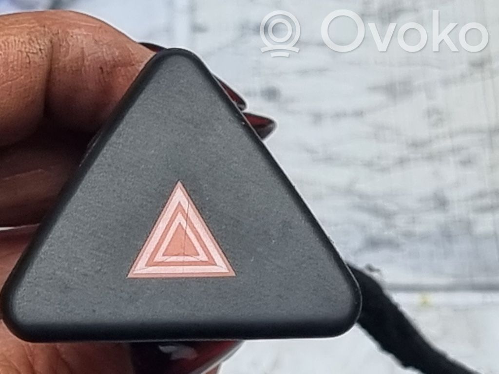 Ford Fiesta Hazard light switch 