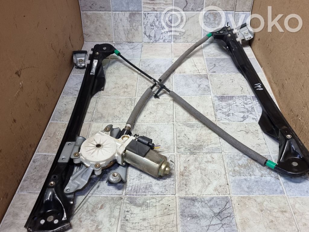 Ford Focus Front door window regulator with motor 