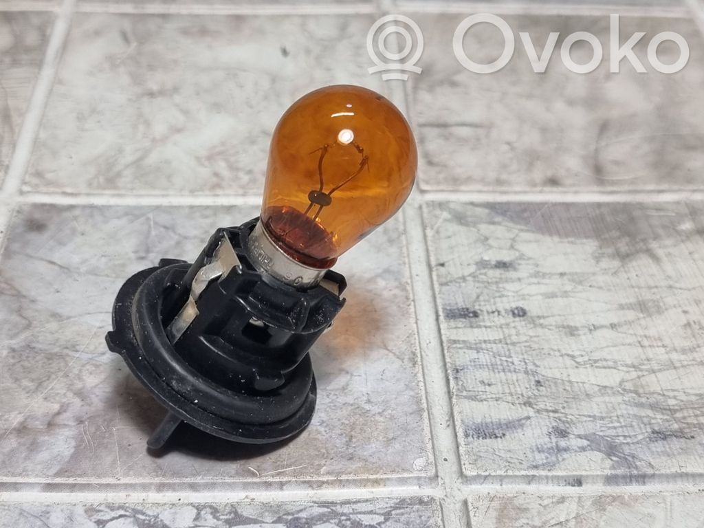 Headlight/headlamp bulb
