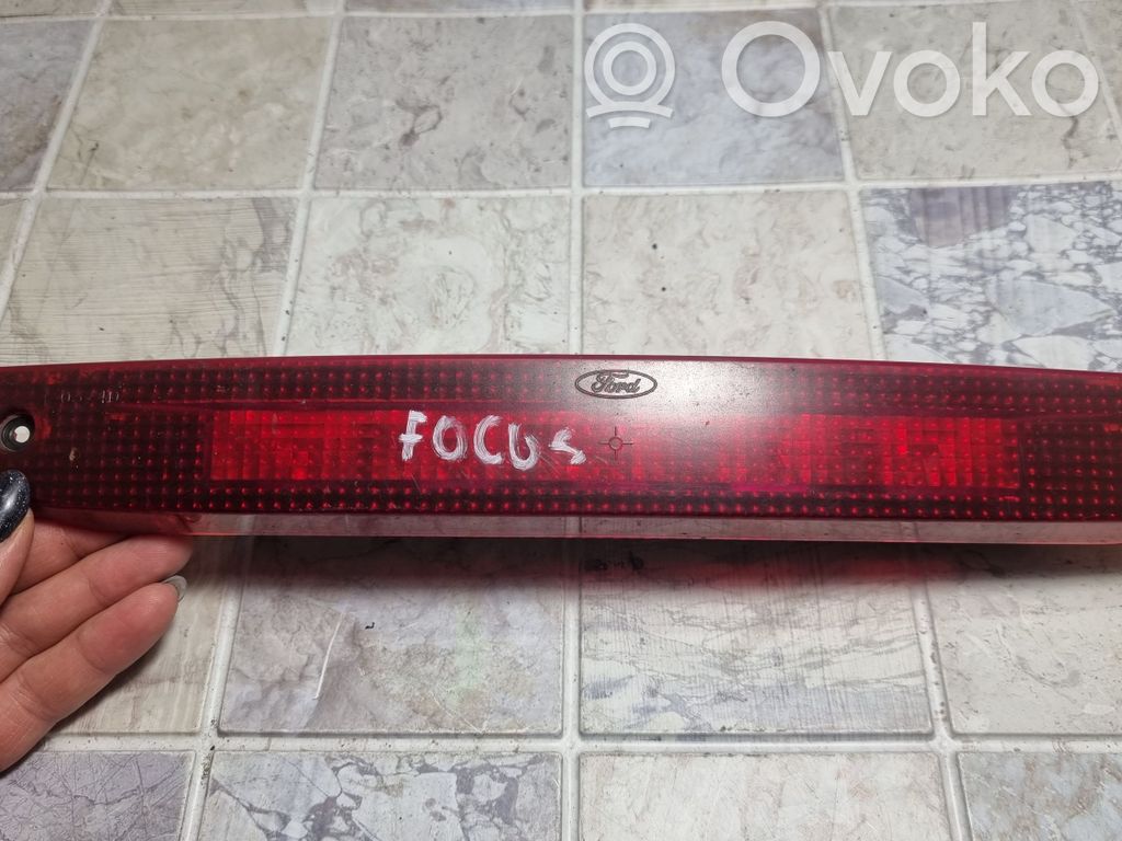 Ford Focus Third/center stoplight 