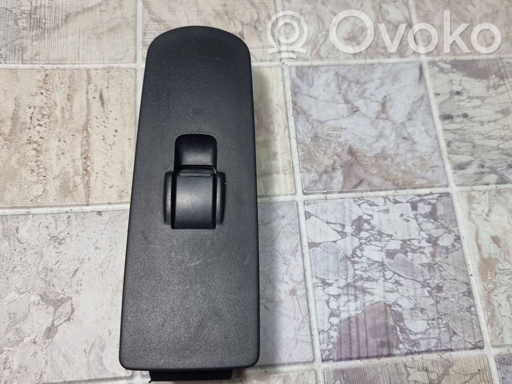 Mitsubishi Colt Electric window control switch 