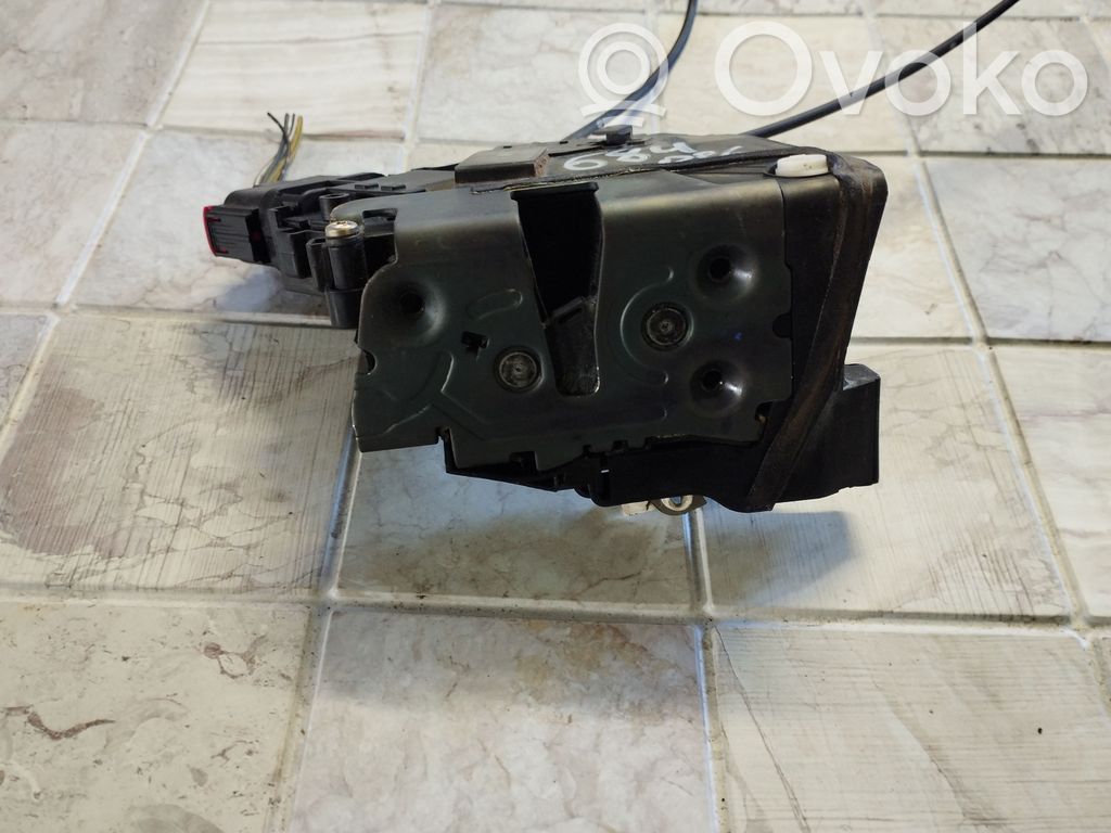 Mazda 3 I Rear door lock 