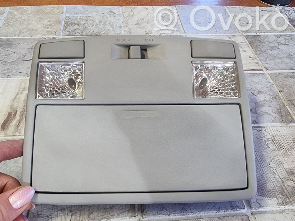 Mazda 5 Front seat light 