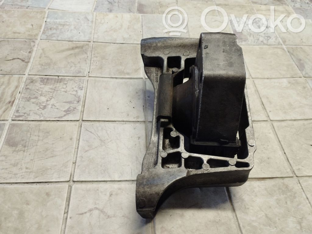 Mazda 5 Dzinēja spilvens 