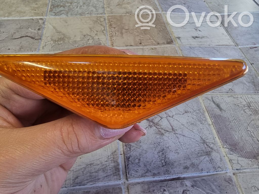 Ford Focus Seitenblinker 