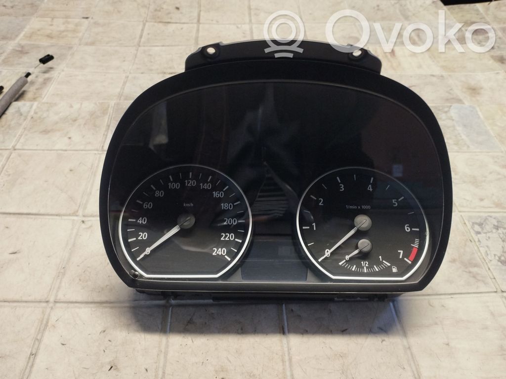 BMW 1 E81 E87 Speedometer (instrument cluster) 