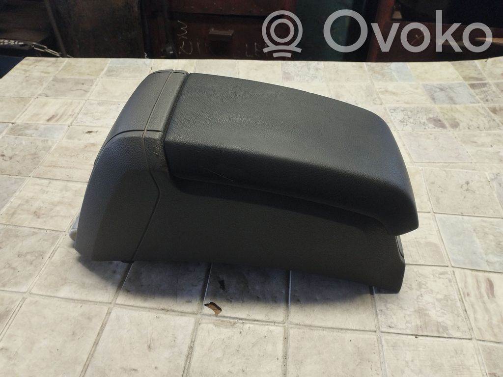 Ford Focus C-MAX Armrest 