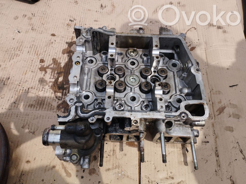 Subaru Forester SH Engine head 