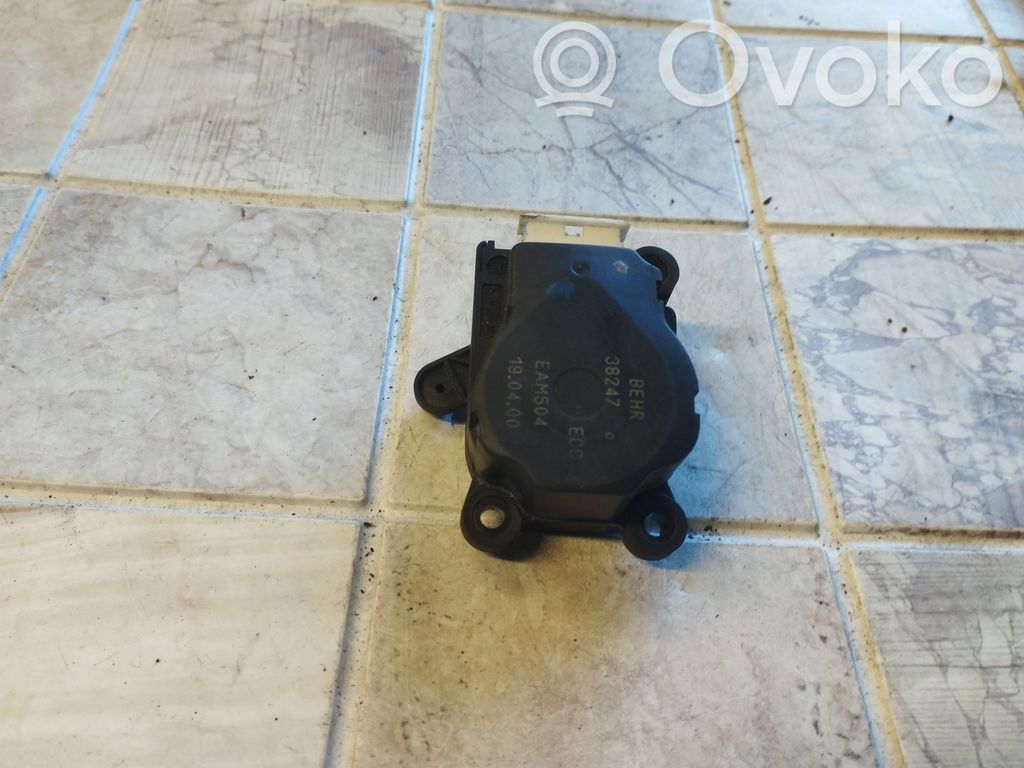 Volvo S80 Oro sklendės varikliukas 