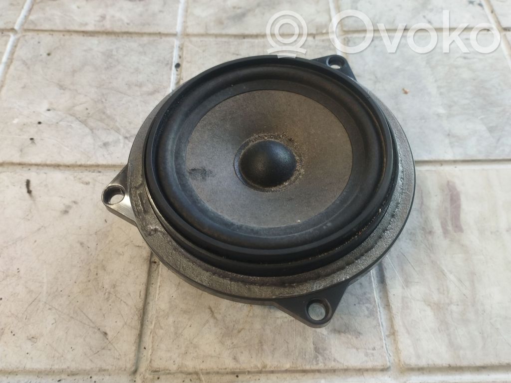 BMW 3 E90 E91 Altavoz de la puerta delantera 