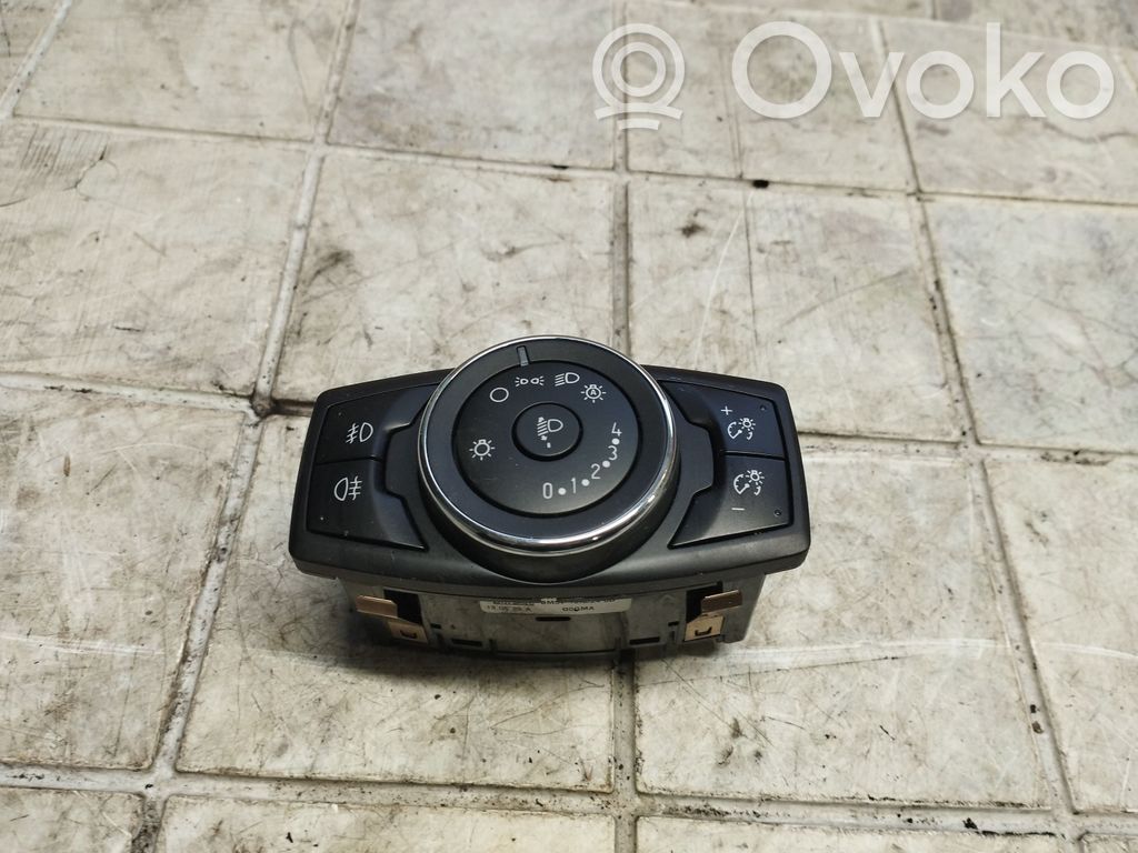 Ford Focus Light switch 