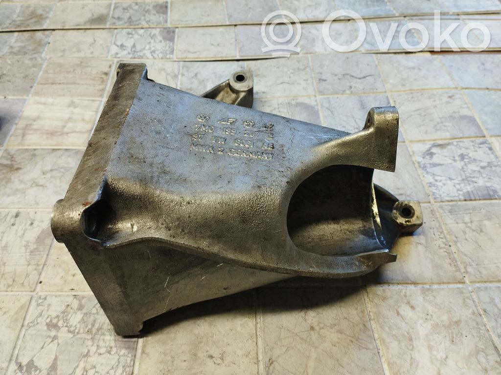 Ford Galaxy Driveshaft support bearing bracket 