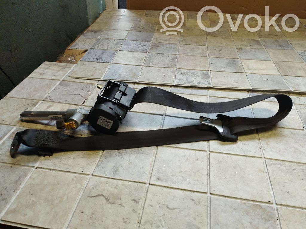 Volvo V50 Cinturón trasero 