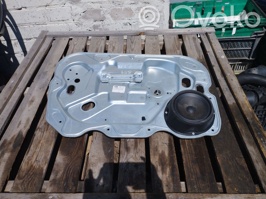 Ford Focus Front window lifting mechanism without motor 