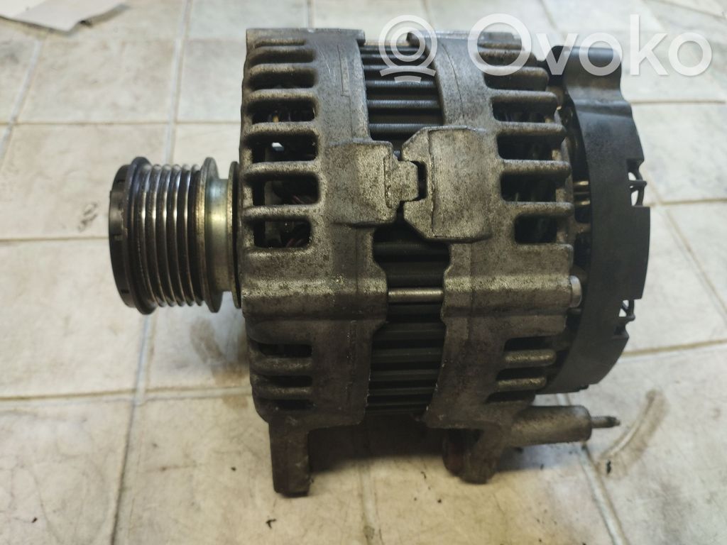 Volkswagen PASSAT B6 Generatorius 