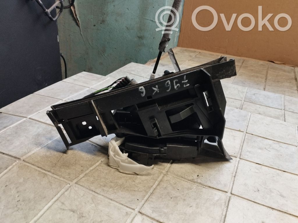 Ford Focus Rear door lock 