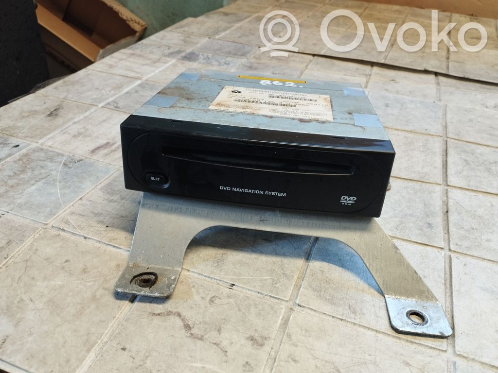 Chrysler Pacifica Navigation unit CD/DVD player 