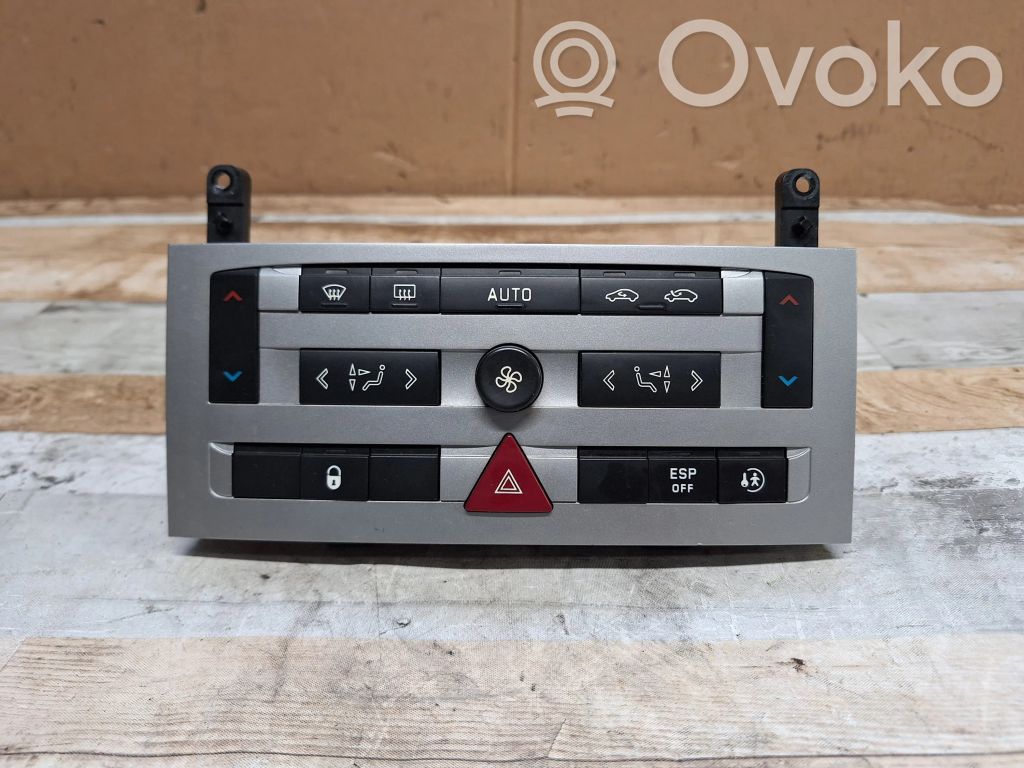 Peugeot 407 Climate control unit 