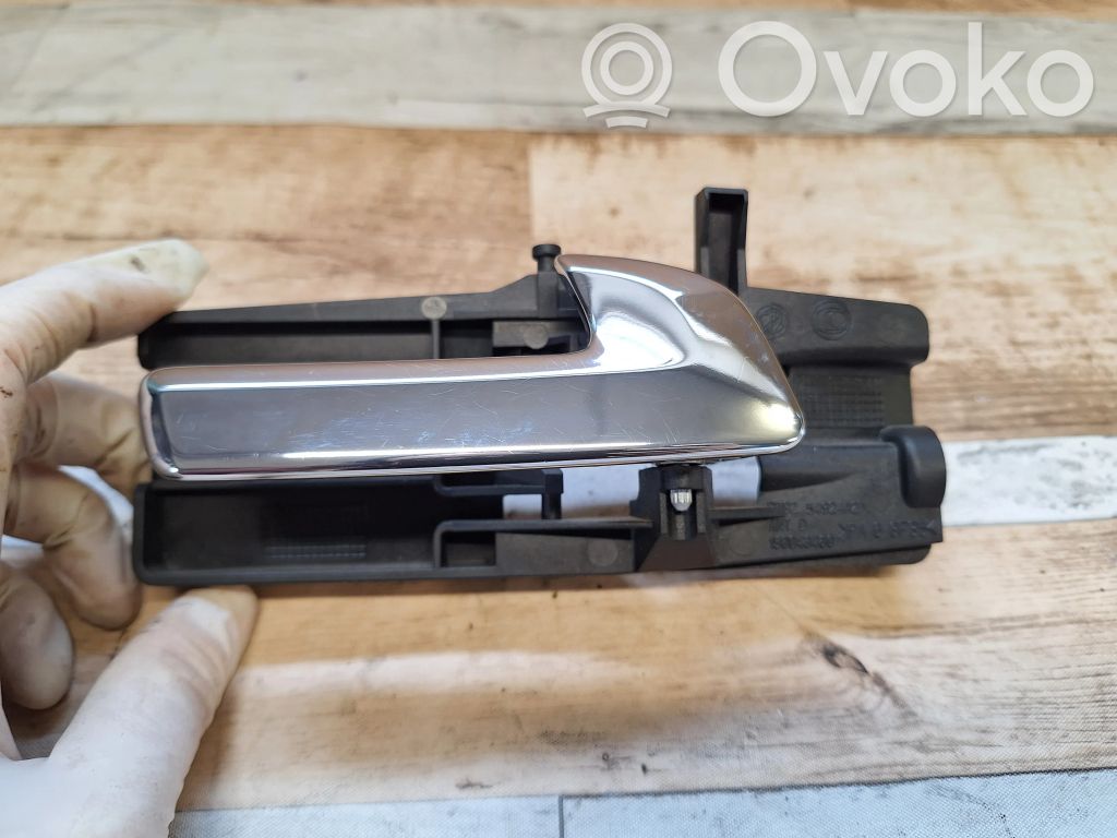 Alfa Romeo 159 Front door interior handle 