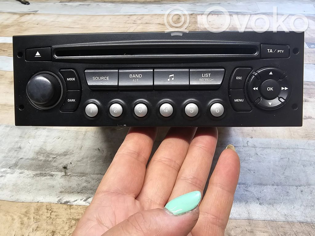 Citroen C4 I Radio/CD/DVD/GPS head unit 
