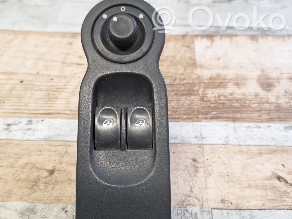 Renault Modus Electric window control switch 