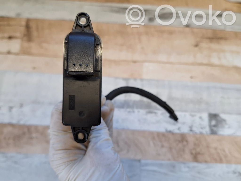 Mazda 5 Electric window control switch 