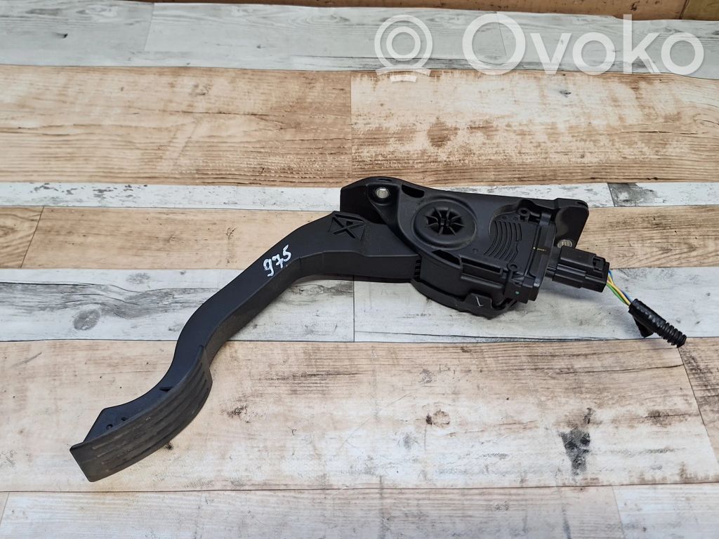 Ford C-MAX II Accelerator throttle pedal 