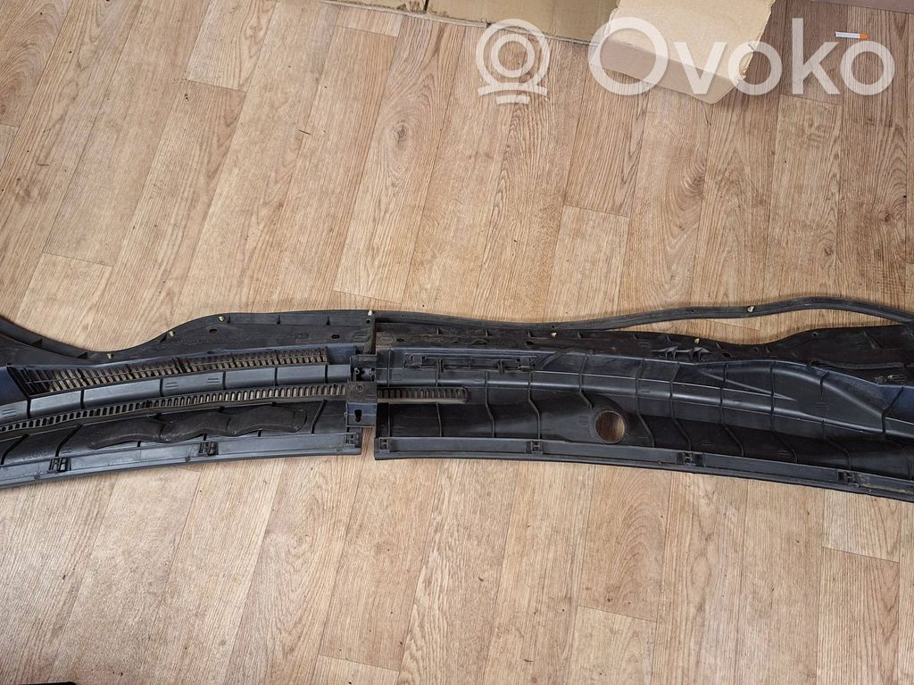 Toyota Corolla Verso AR10 Podszybie przednie 
