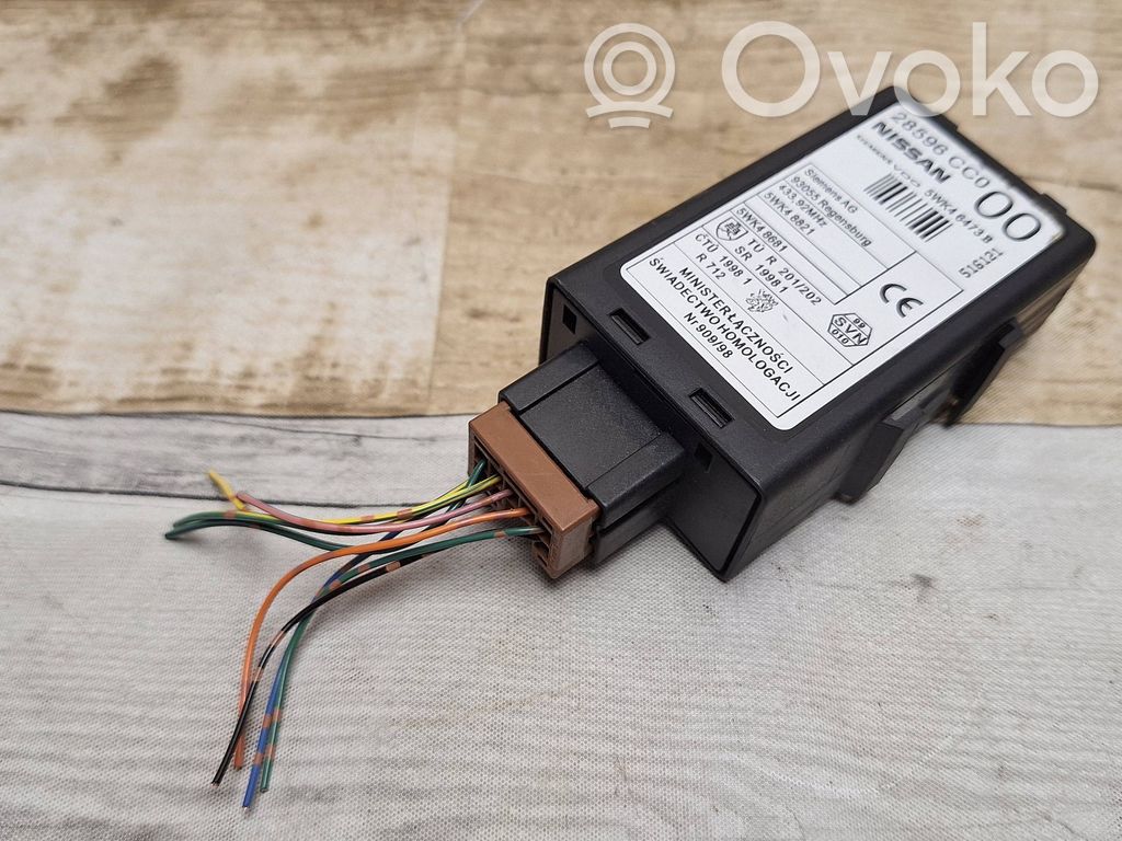 Nissan X-Trail T30 Door central lock control unit/module 