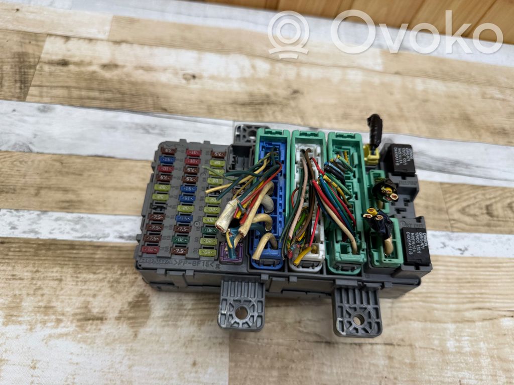 Honda Civic Fuse module 