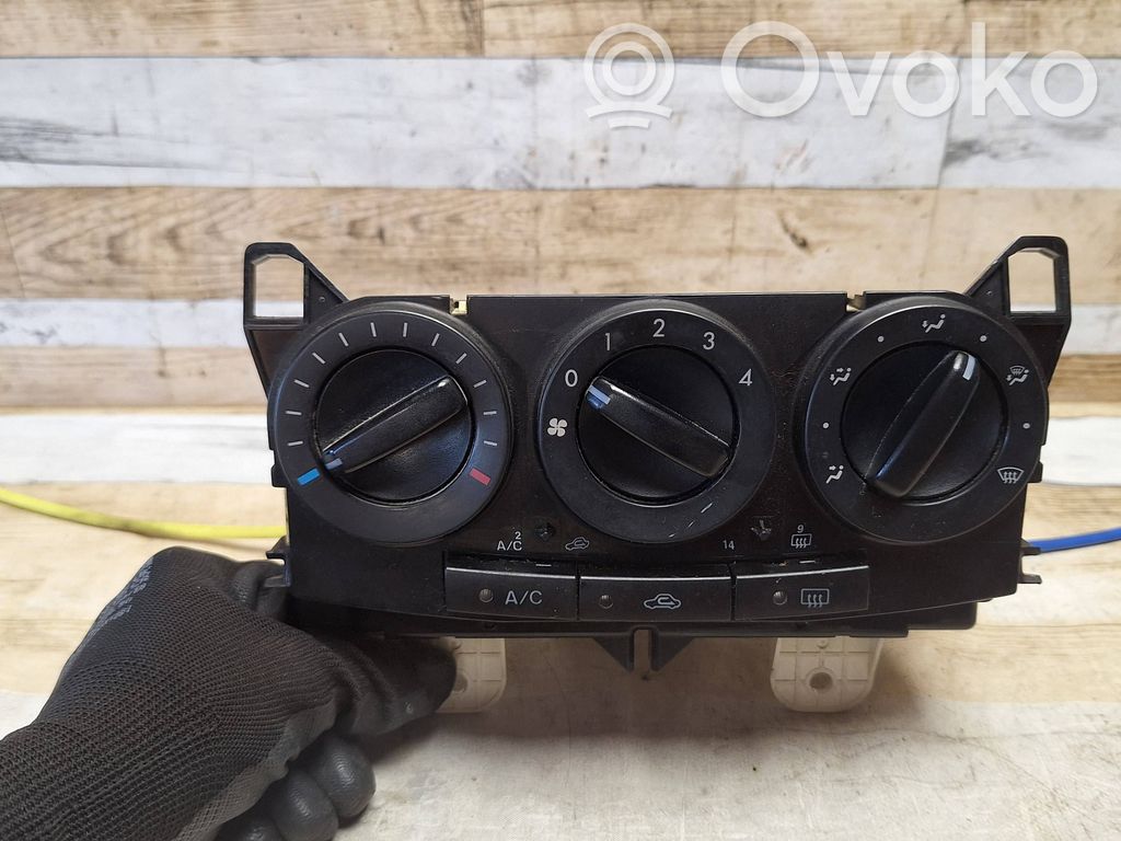 Mazda 5 Climate control unit 