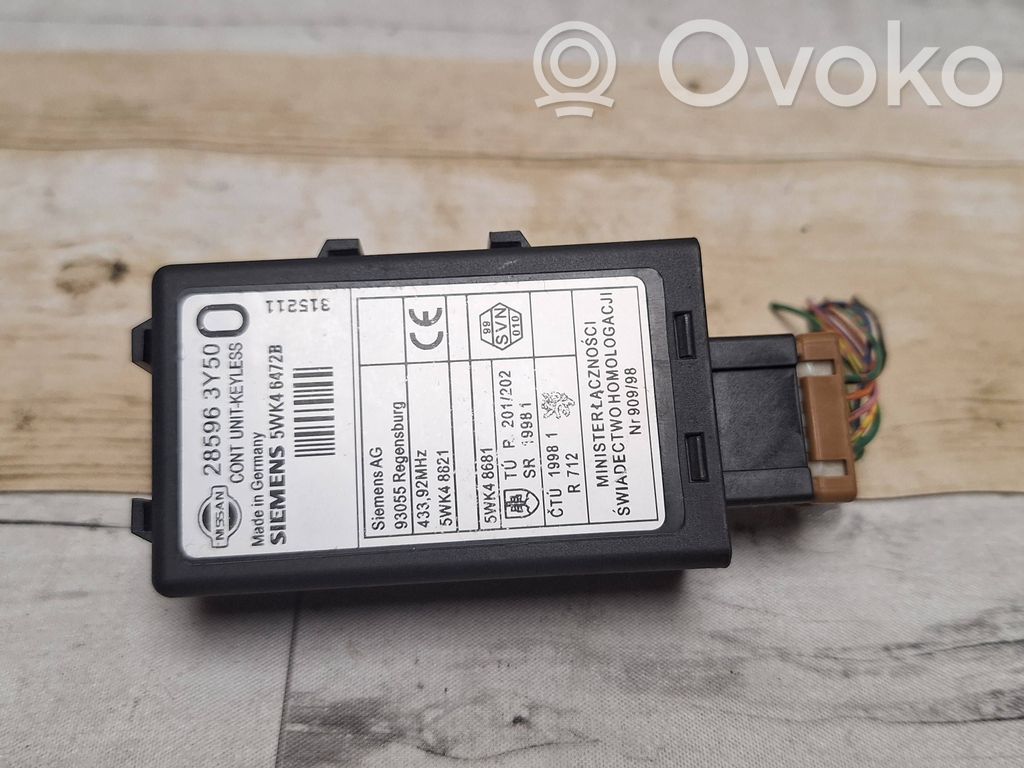 Nissan X-Trail T30 Door central lock control unit/module 