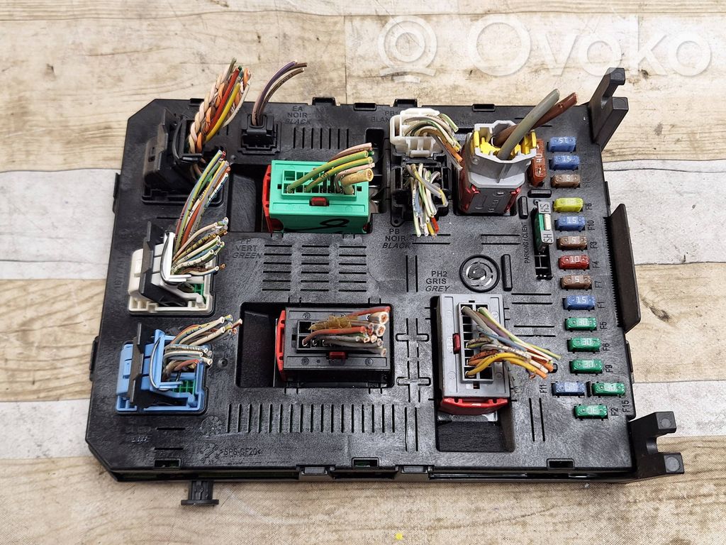 Citroen C4 I Comfort/convenience module 